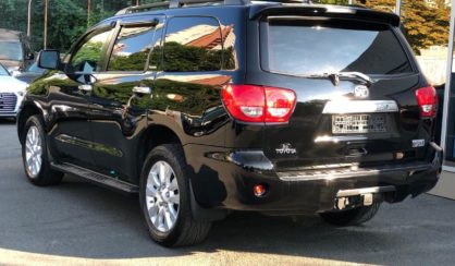 Toyota Sequoia 2010