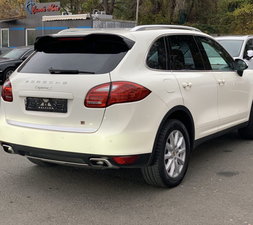 Porsche Cayenne 2010