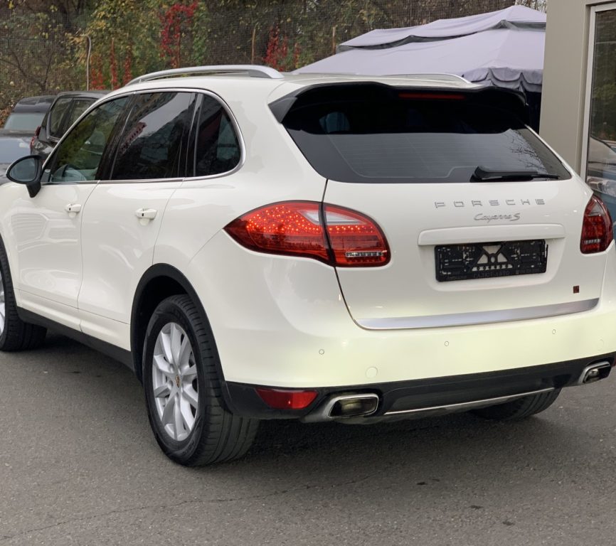 Porsche Cayenne 2010