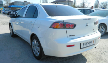 Mitsubishi Lancer X 2011