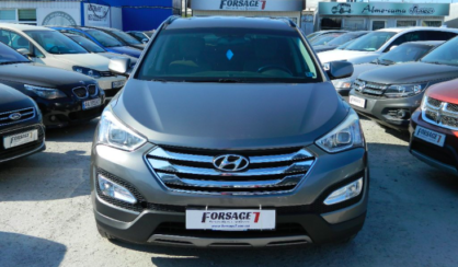 Hyundai Grand Santa Fe 2012