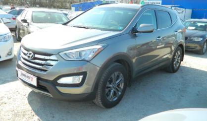 Hyundai Grand Santa Fe 2012