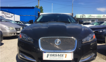 Jaguar XF 2012