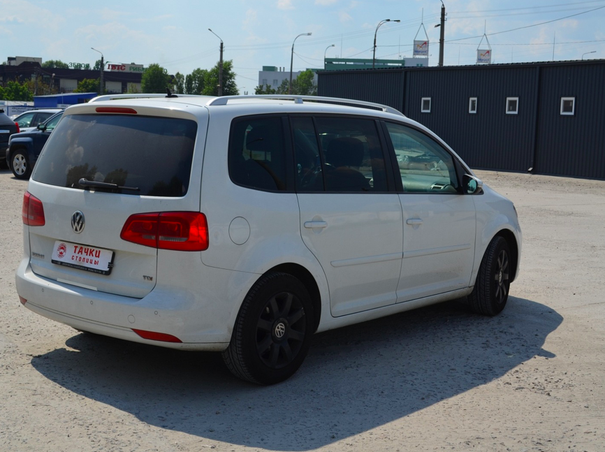 Volkswagen Touran 2014