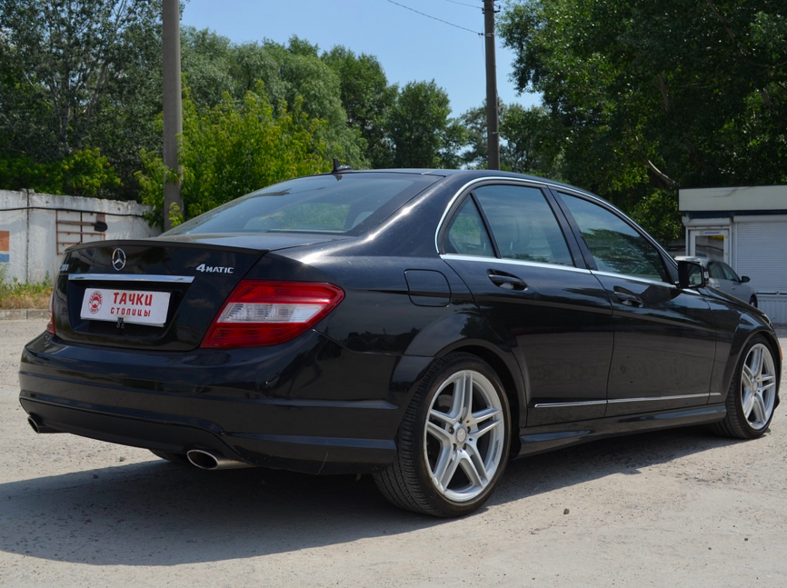 Mercedes-Benz C-Class 2011