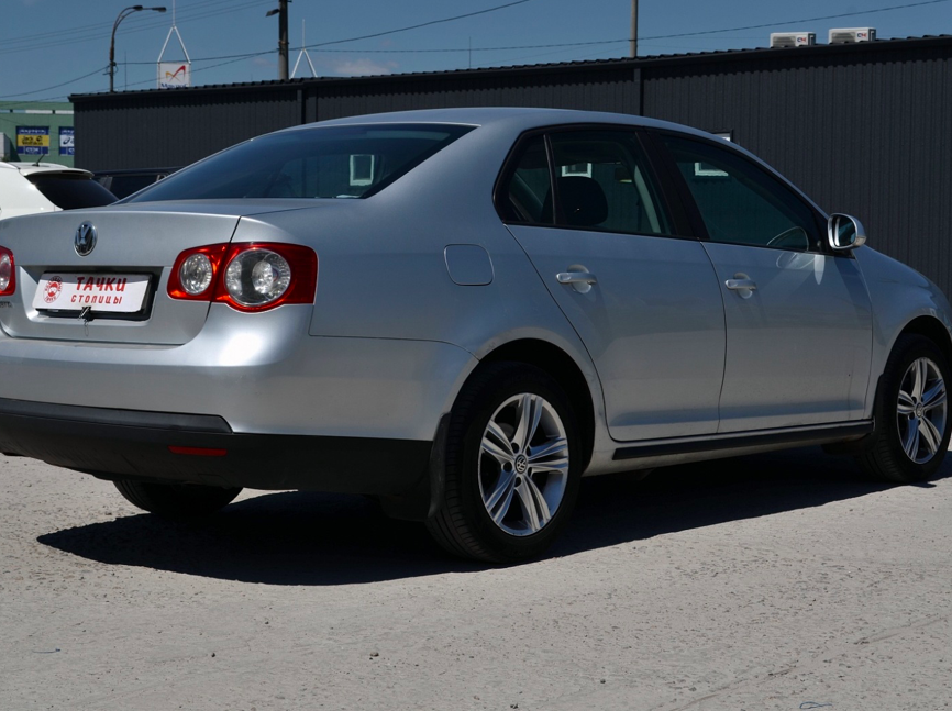 Volkswagen Jetta 2008