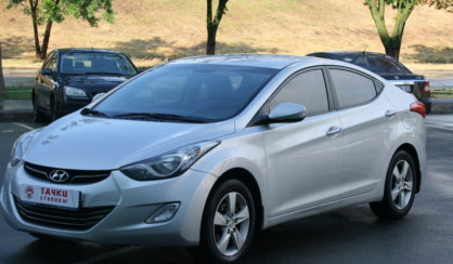 Hyundai Elantra 2012