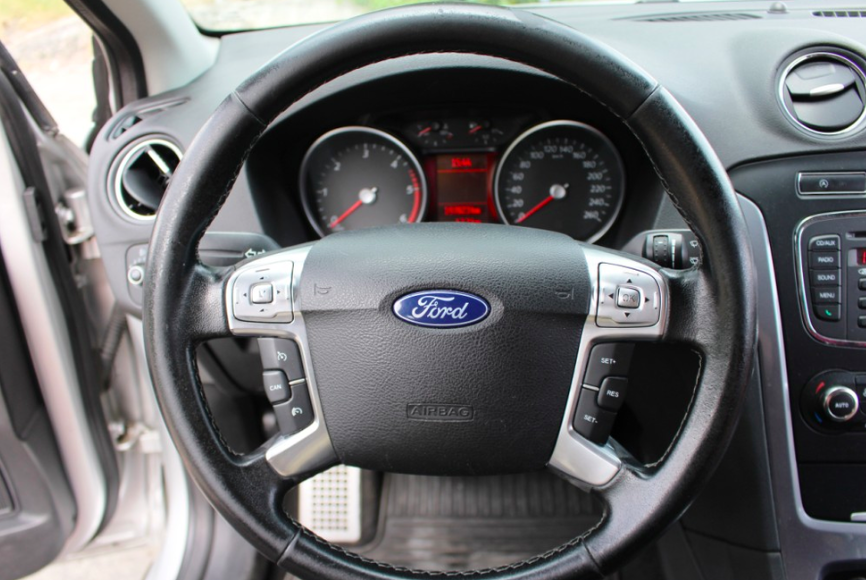 Ford Mondeo 2012