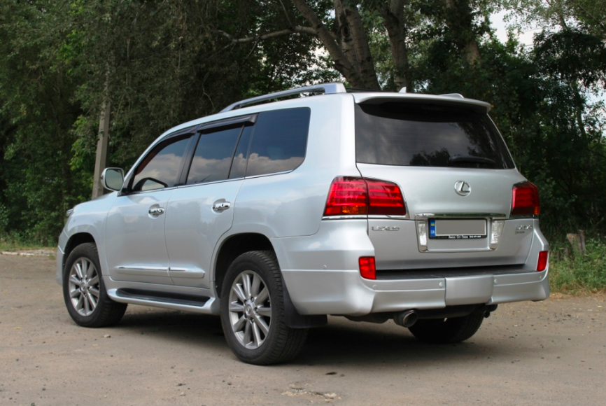 Lexus LX 2009