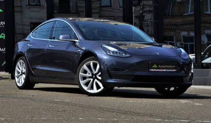 Tesla Model 3 2018