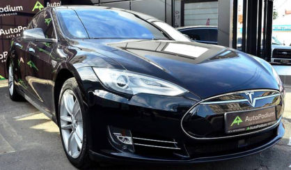 Tesla Model S 2016