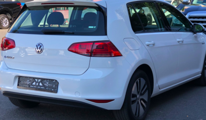 Volkswagen e-Golf 2016