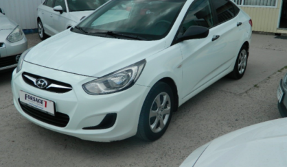 Hyundai Accent 2012