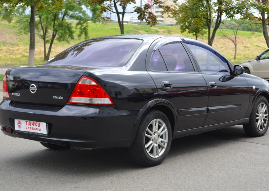 Nissan Almera 2008