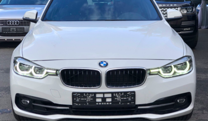 BMW 330 2018