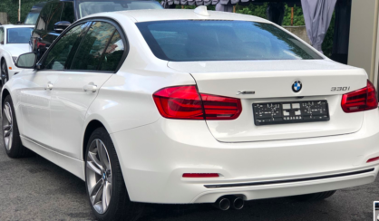 BMW 330 2018