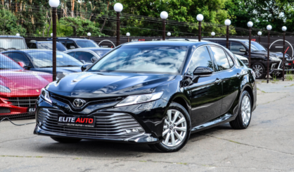 Toyota Camry 2019