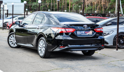 Toyota Camry 2019