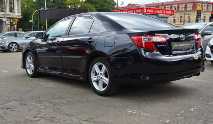 Toyota Camry 2014