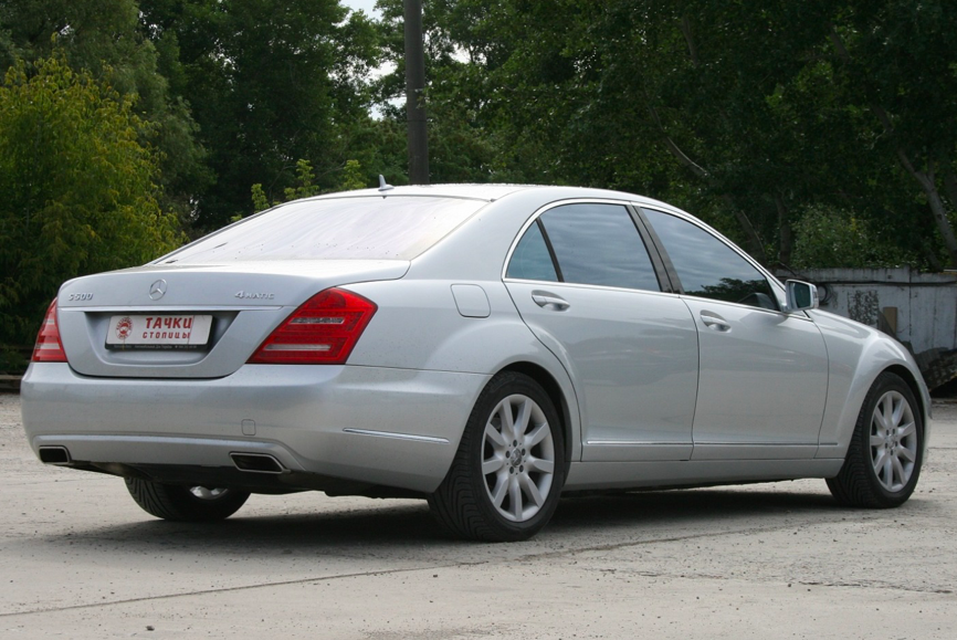 Mercedes-Benz S-Class 2008