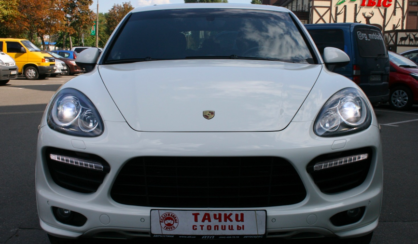 Porsche Cayenne 2011