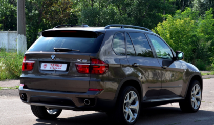 BMW X5 2011