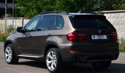 BMW X5 2011