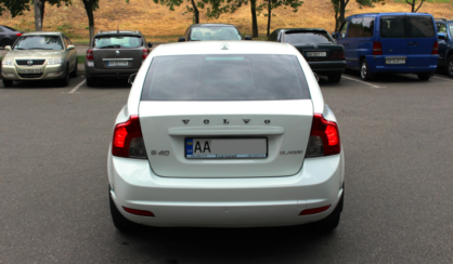 Volvo S40 2012