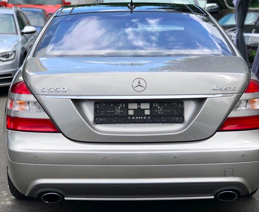 Mercedes-Benz S-Class 2009