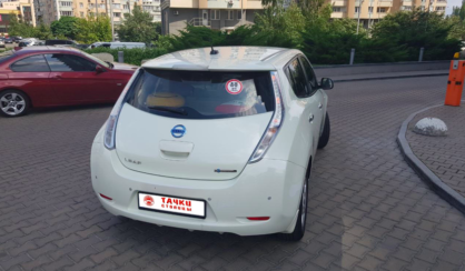 Nissan Leaf 2008