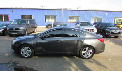 Opel Insignia 2010