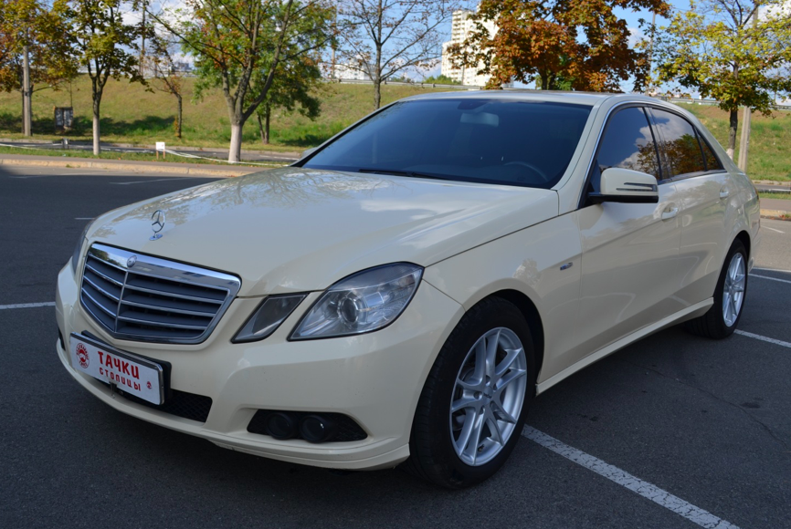 Mercedes-Benz E-Class 2009