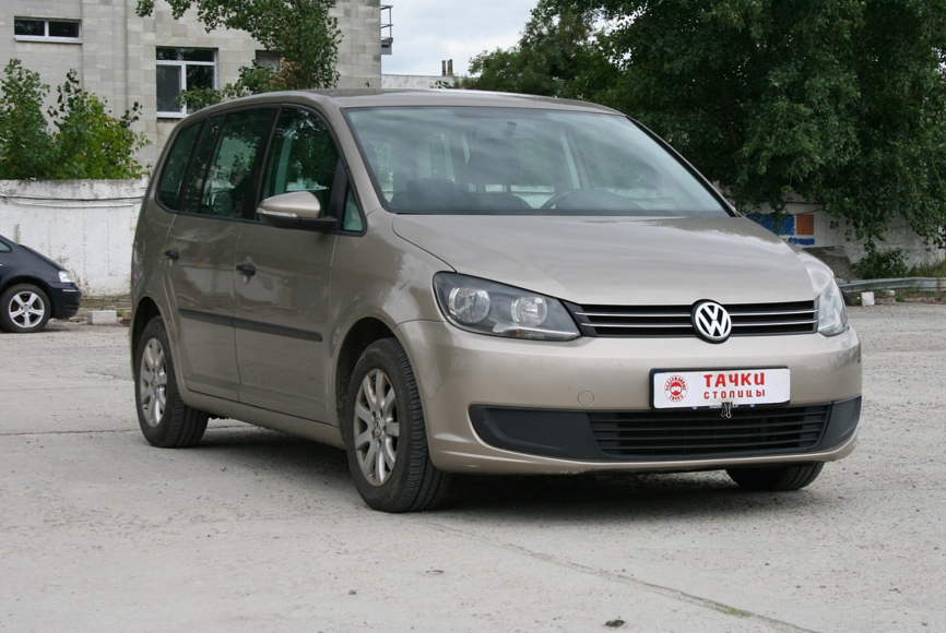 Volkswagen Touran 2013