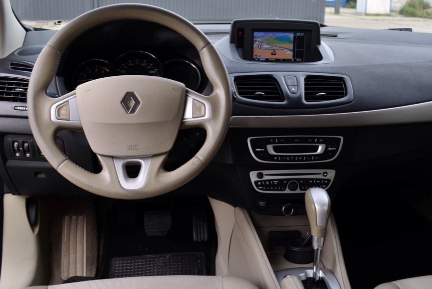 Renault Fluence 2012