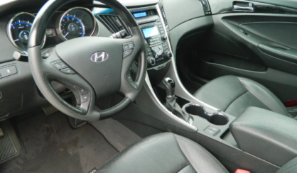 Hyundai Sonata 2011