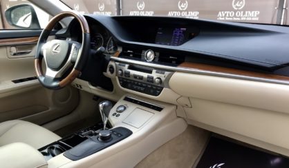 Lexus ES 300 2012