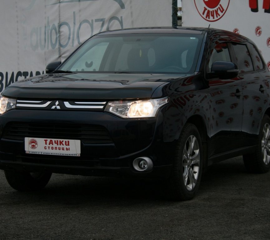 Mitsubishi Outlander 2013