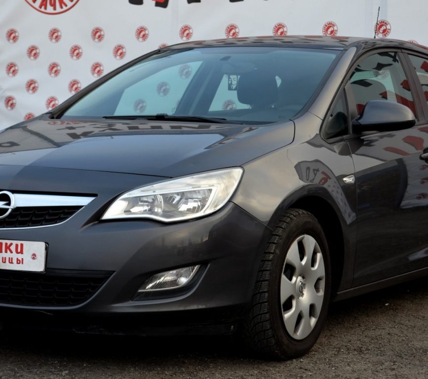 Opel Astra J 2012