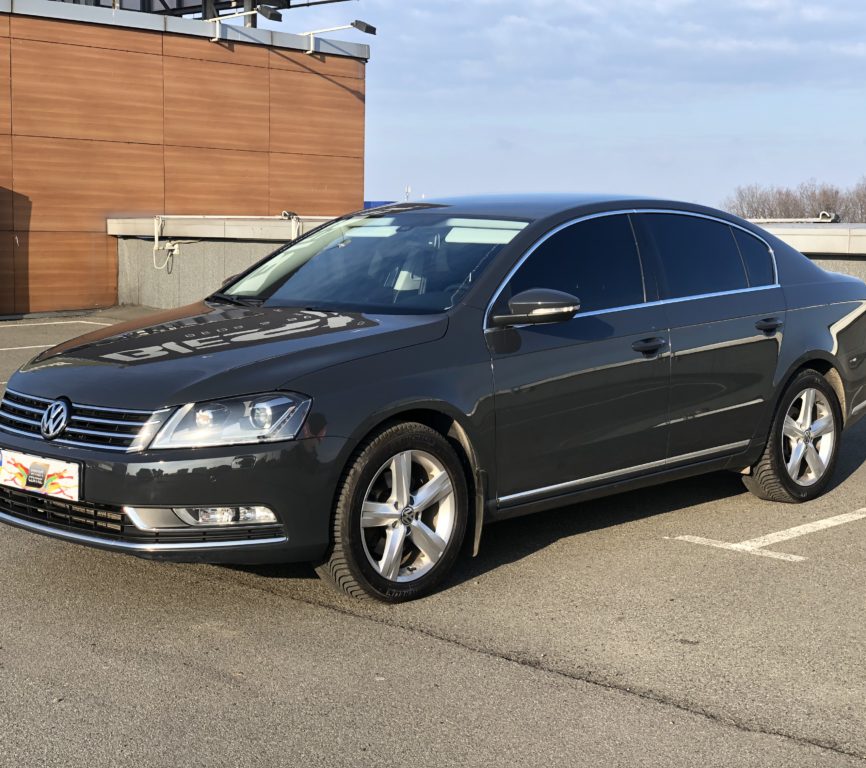 Volkswagen Passat B7 2011