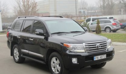 Toyota Land Cruiser 200 2014