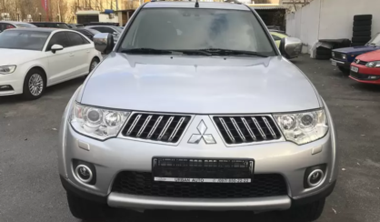 Mitsubishi Pajero Sport 2011