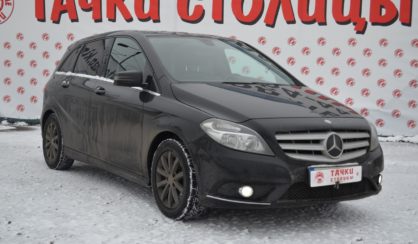 Mercedes-Benz B 200 2013