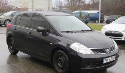 Nissan TIIDA 2008