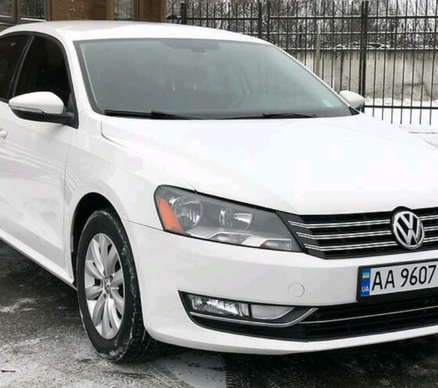 Volkswagen Passat B7 2012