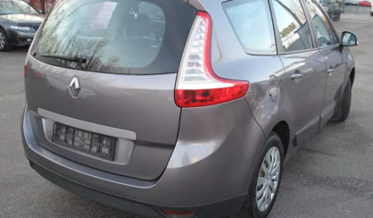 Renault Grand Scenic 2010