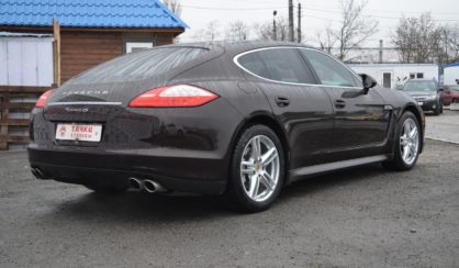 Porsche Panamera 2012