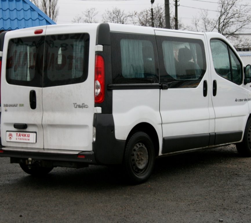 Renault Trafic пасс. 2011