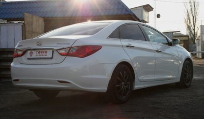 Hyundai Sonata 2011