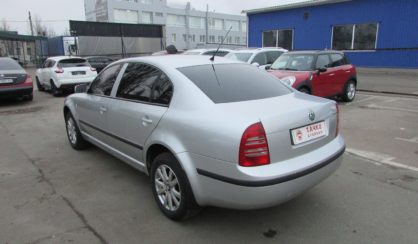 Skoda Superb 2006