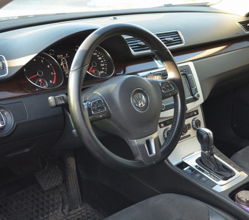 Volkswagen Passat B7 2012